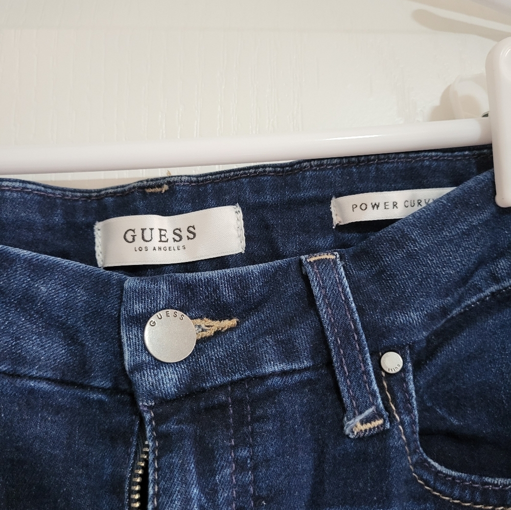 Guess Jeans - Picture 3 of 6
